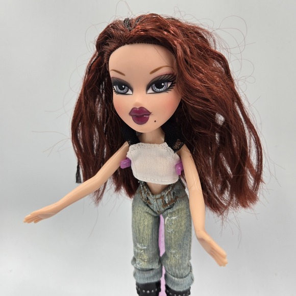 Bratz Treasures Roxxi Pirate Doll Original Pants & Boots MGA 2005 Y2K EUC - Picture 9 of 9